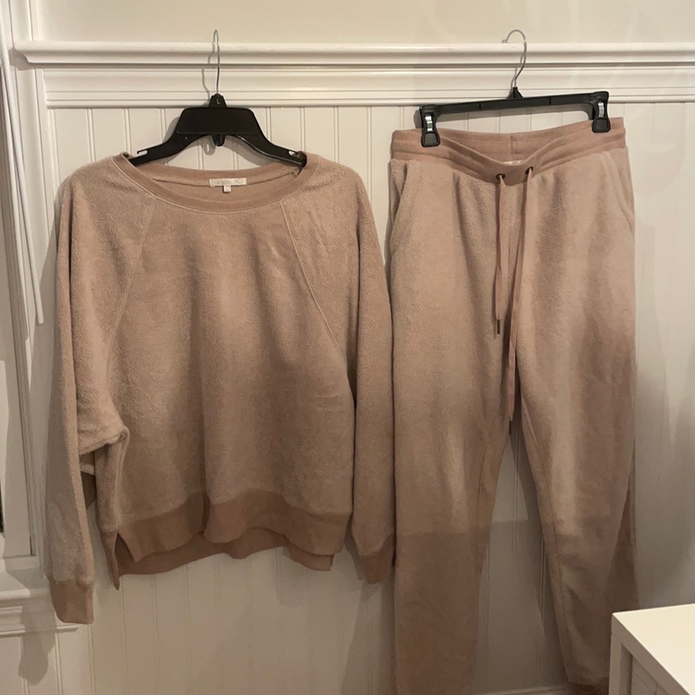 Z Supply PJ Set, Tan. Fuzzy on inside and outside